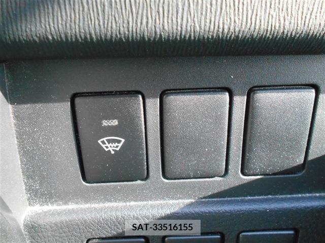 Toyota VOXY 2013-08 350587-18