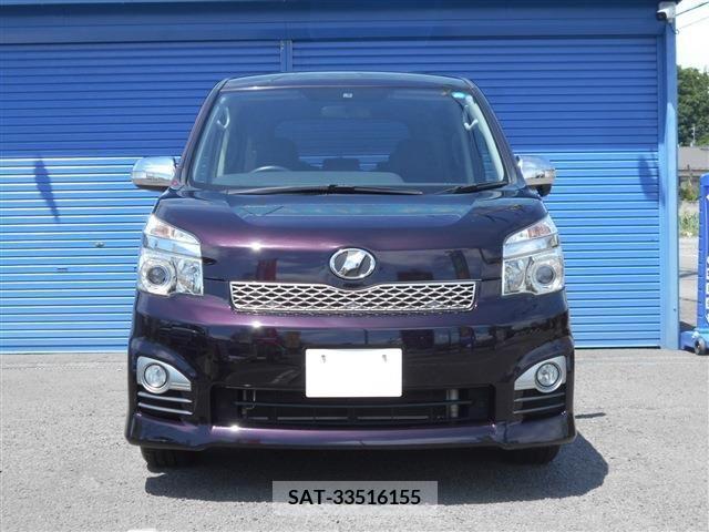 Toyota VOXY 2013-08 350587-1