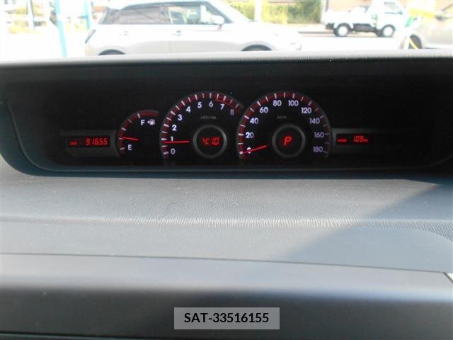 Toyota VOXY 2013-08 350587-12