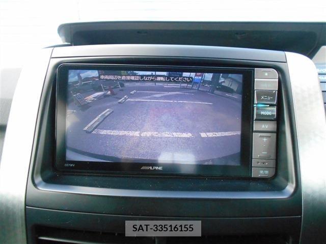 Toyota VOXY 2013-08 350587-10