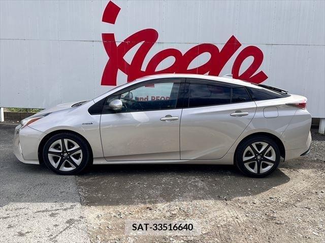 Toyota PRIUS 2017-03 223776-7