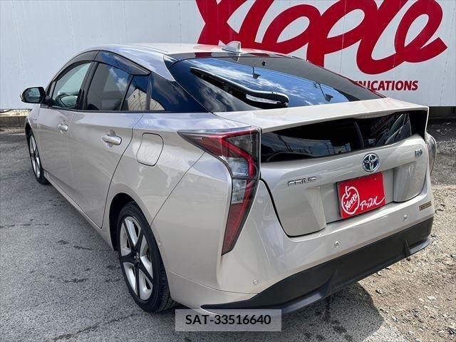 Toyota PRIUS 2017-03 223776-6