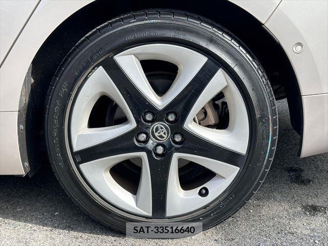 Toyota PRIUS 2017-03 223776-15