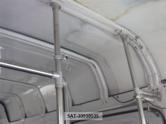 Isuzu ELF UT 1997-10 253428-12