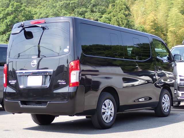 Nissan CARAVAN WAGON 2018-07 189952-1