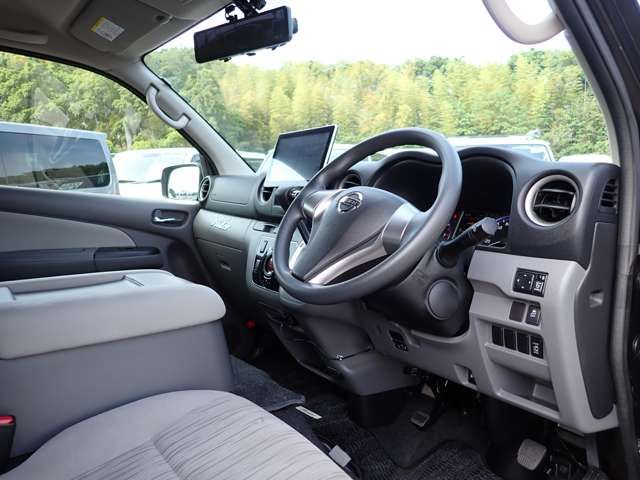 Nissan CARAVAN WAGON 2018-07 189952-17