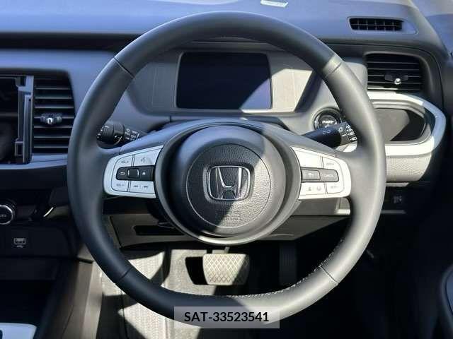 Honda FIT 2024-01 223126-11