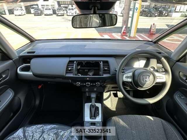 Honda FIT 2024-01 223126-10