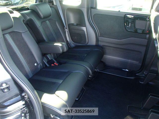 Honda N BOX CUSTOM 2022-10 224770-23