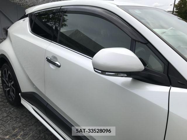 Toyota C-HR 2018-07 323043-4