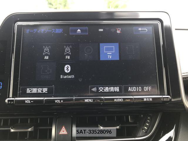 Toyota C-HR 2018-07 323043-15