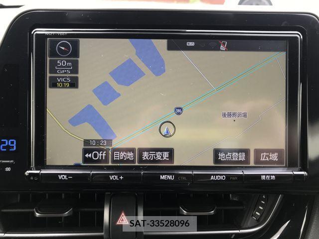 Toyota C-HR 2018-07 323043-13