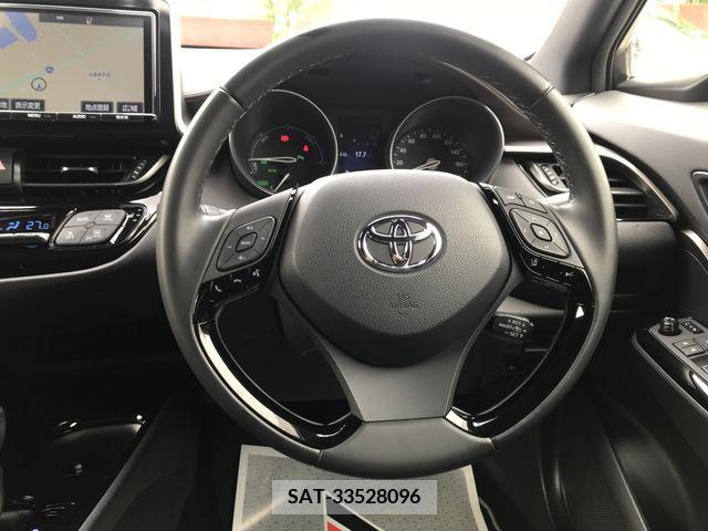 Toyota C-HR 2018-07 323043-12