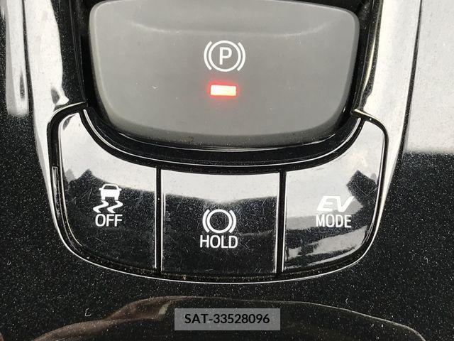 Toyota C-HR 2018-07 323043-19