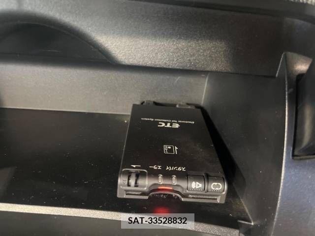 Nissan SERENA 2011-09 367720-6