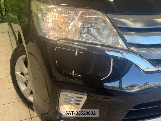 Nissan SERENA 2011-09 367720-12