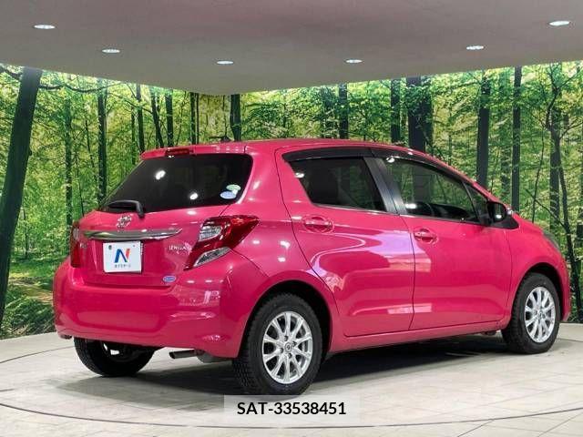 Toyota VITZ 2014-10 308719-17