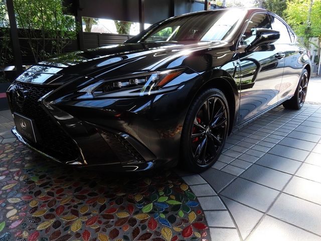 Lexus ES 2023-08 12218-9