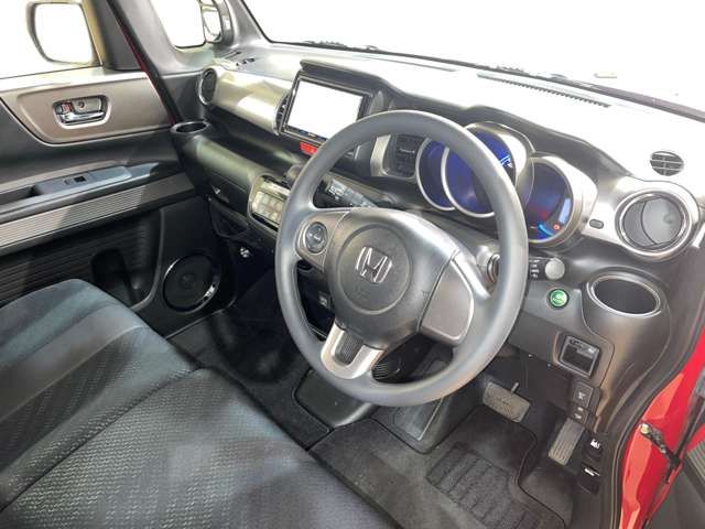 Honda N BOX SLASH 2015-06 2565-12