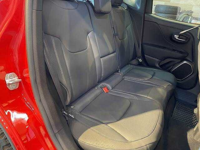 Jeep RENEGADE 2018-07 26883-8