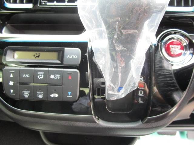 Honda N-WGN 2019-04 5556-9