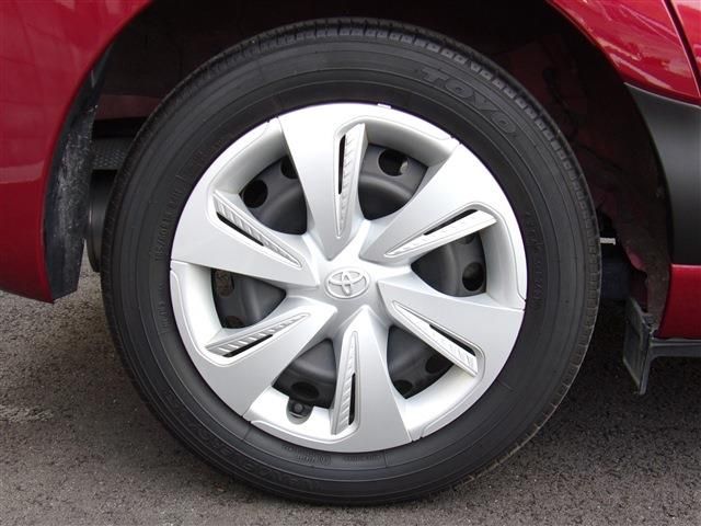 Toyota SIENTA 2021-10 193081-11
