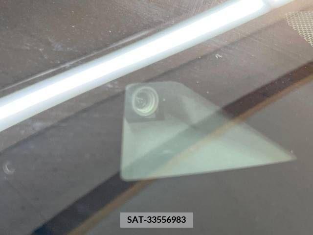 Nissan KICKS 2021-11 274053-3