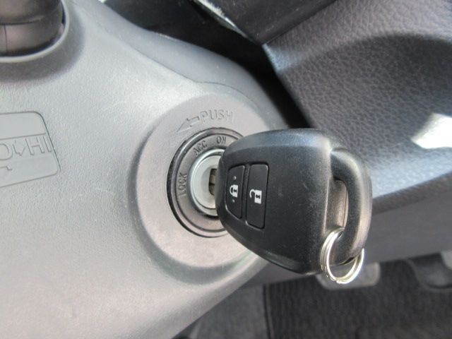 Toyota VITZ 2017-05 13035-16