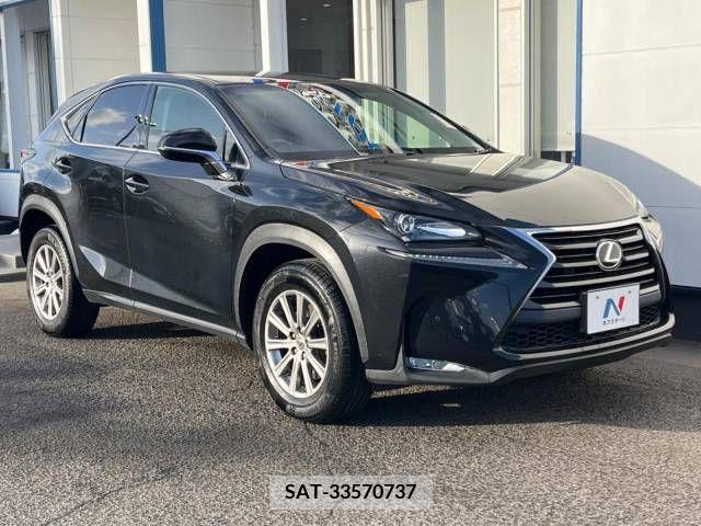 Lexus NX 2016-07 275549-16
