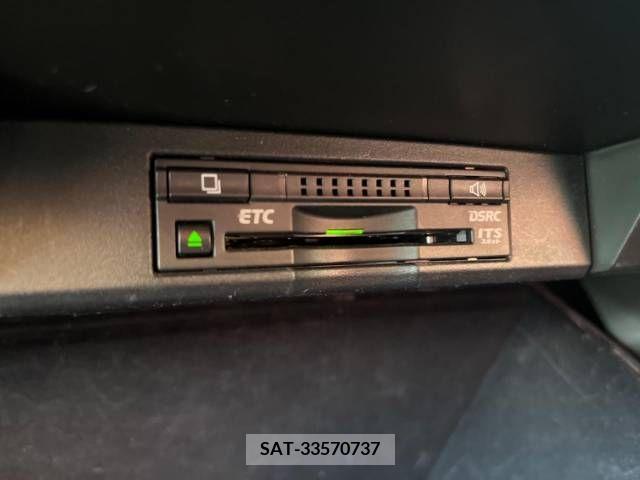 Lexus NX 2016-07 275549-7