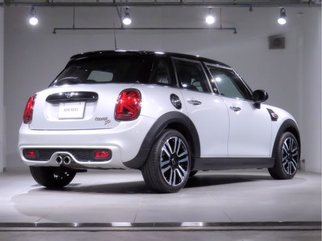 Bmw MINI 2019-03 29268-6