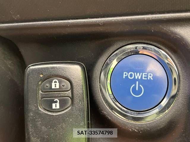 Toyota AQUA 2018-02 291839-6