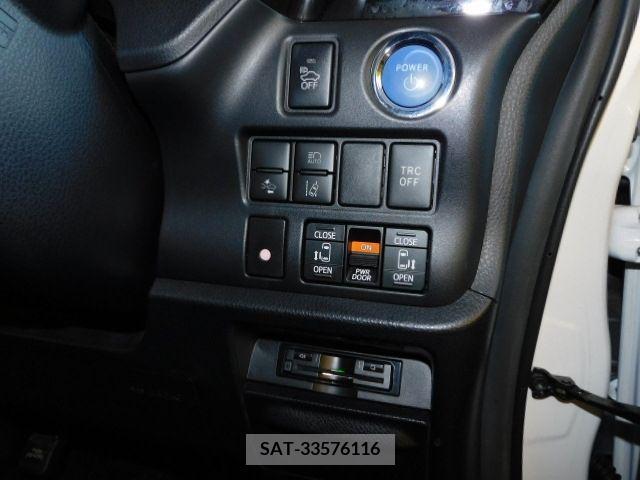 Toyota NOAH HYBRID 2018-11 201908-14