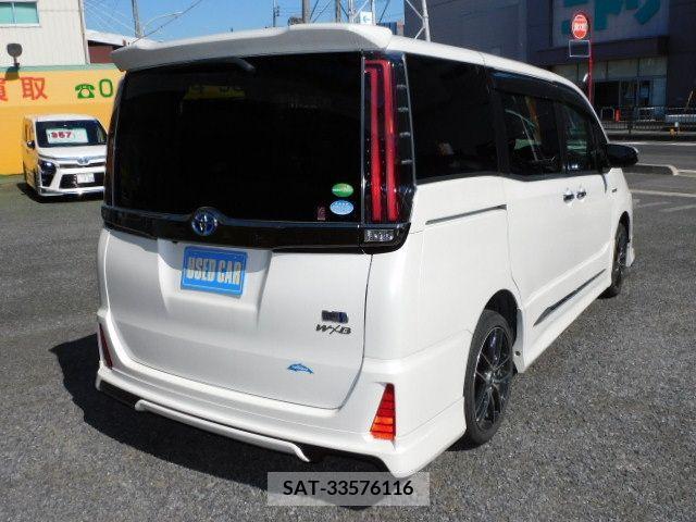 Toyota NOAH HYBRID 2018-11 201908-2