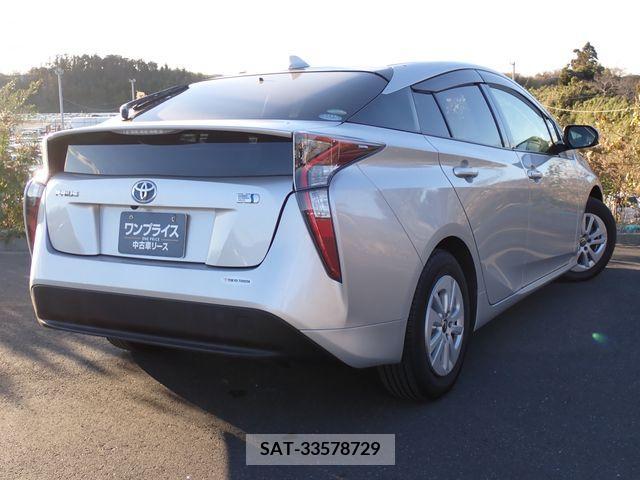 Toyota PRIUS 2018-11 202948-2