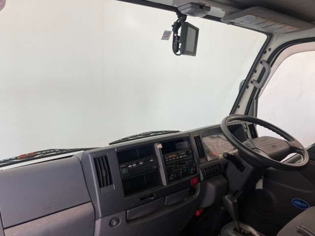 Isuzu ELF TRUCK 2014-06 9733-14