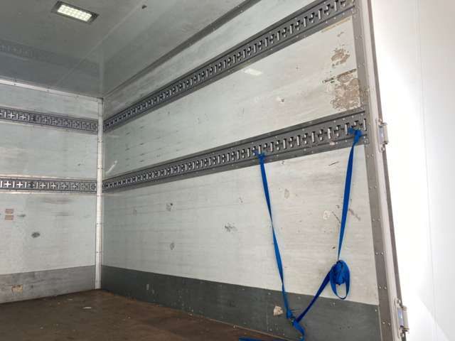 Isuzu ELF TRUCK 2014-06 9733-6