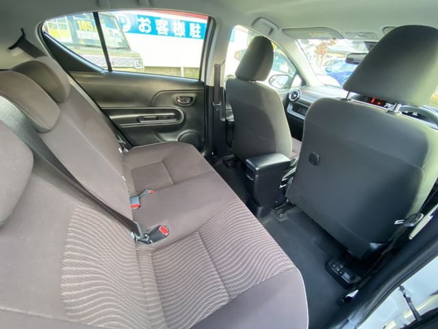 Toyota AQUA 2017-03 185763-14