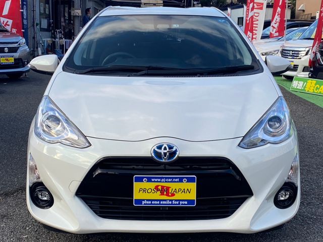 Toyota AQUA 2017-03 185763-26