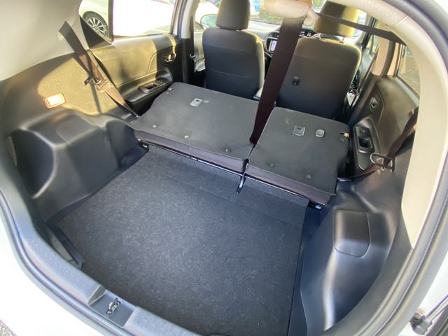 Toyota AQUA 2017-03 185763-19