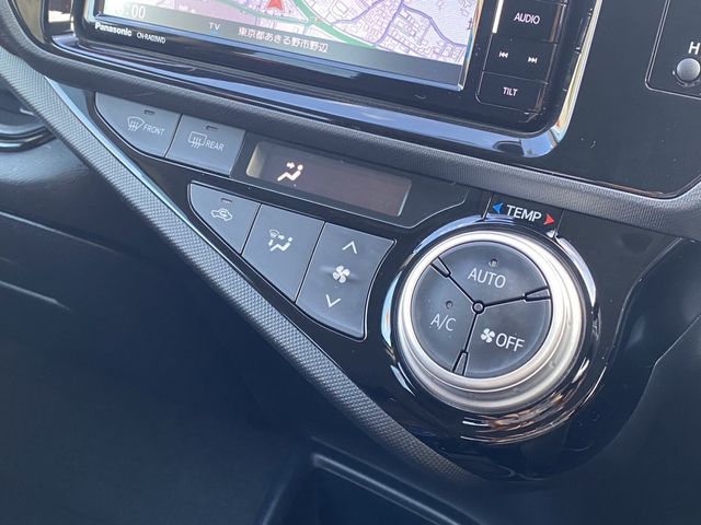Toyota AQUA 2017-03 185763-8