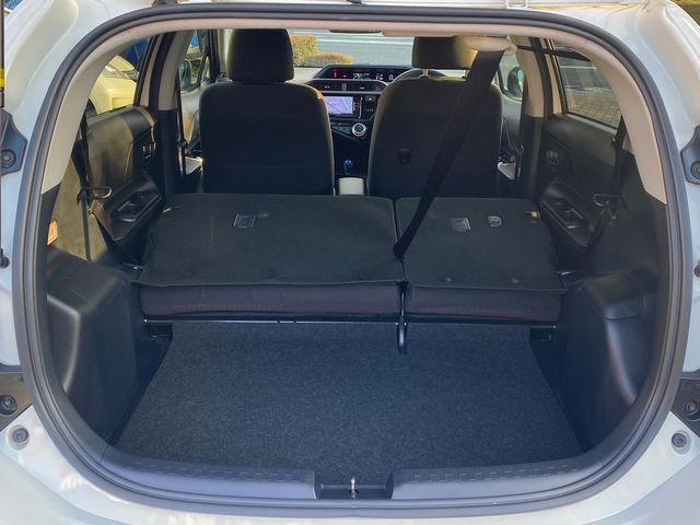 Toyota AQUA 2017-03 185763-18