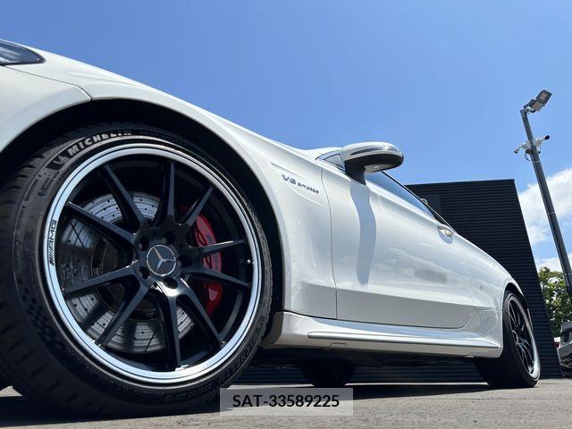 Amg C-CLASS 2019-07 389227-4