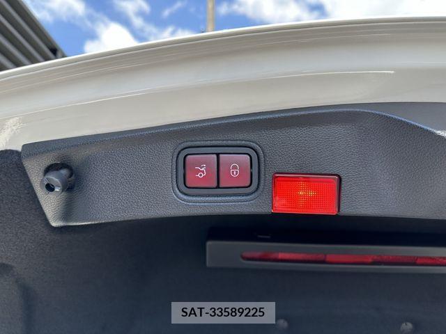 Amg C-CLASS 2019-07 389227-18