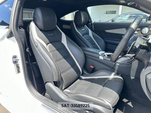 Amg C-CLASS 2019-07 389227-15