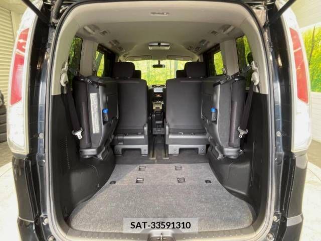 Nissan SERENA 2011-03 284290-11