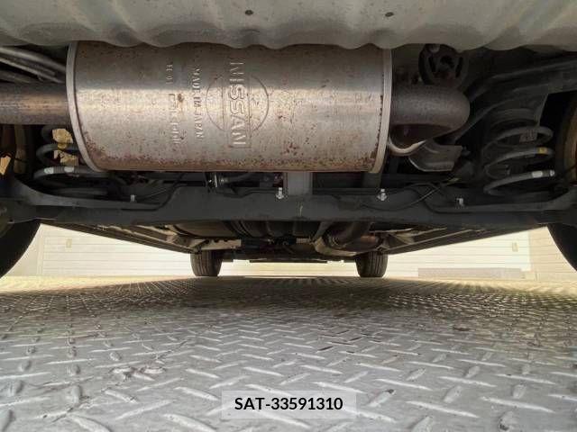 Nissan SERENA 2011-03 284290-19