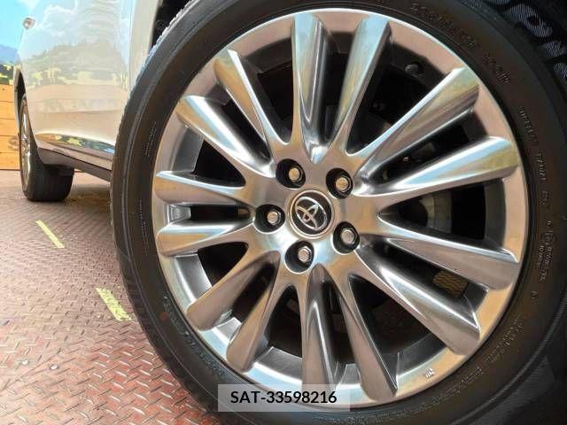 Toyota HARRIER 2017-04 373220-17