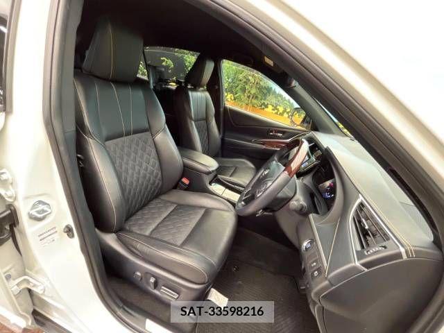 Toyota HARRIER 2017-04 373220-9