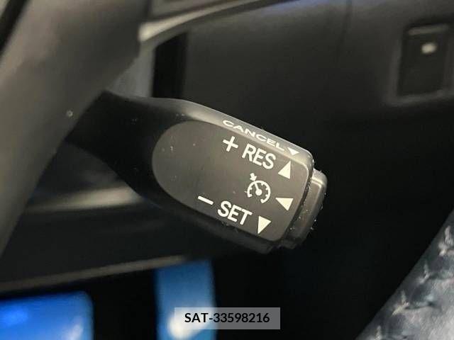 Toyota HARRIER 2017-04 373220-5